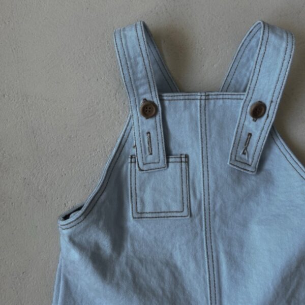 Baby Denim Overalls – Unisex Solid Color Sleeveless Onesie for Spring and Summer